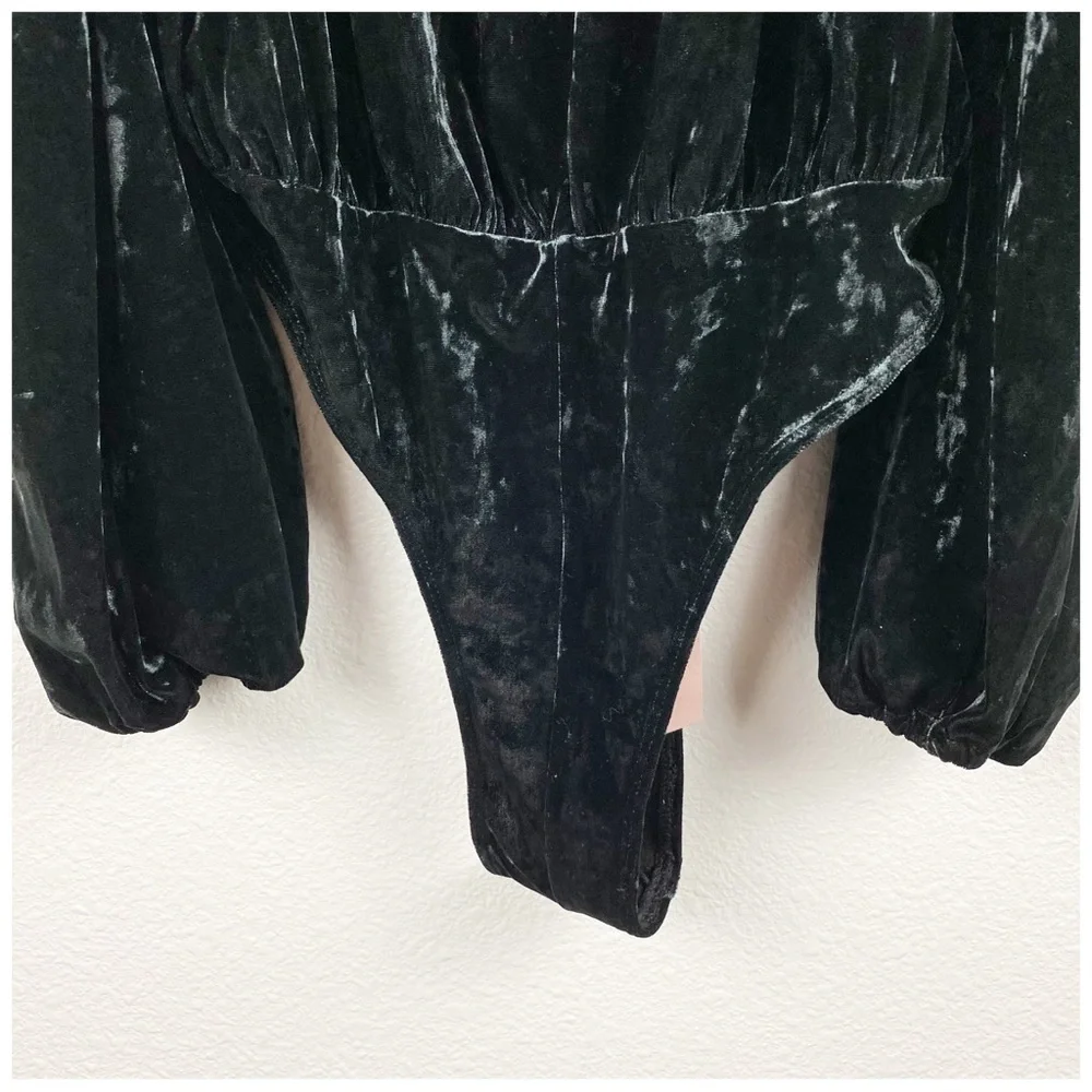 NWT Free People x Hot As Hell Beg 2 Differ Black Velvet‎ Bodysuit Size Medium